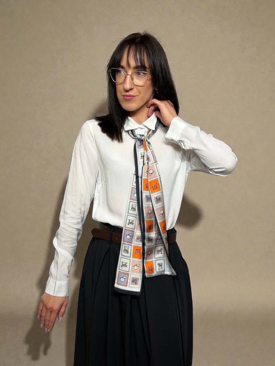 Balta kokvilnas blūze