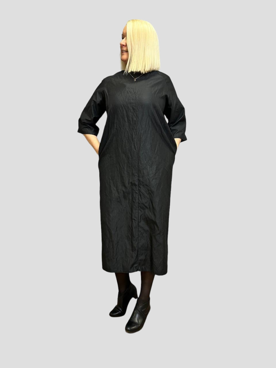 Elegantiška lininė suknelė Rivabella