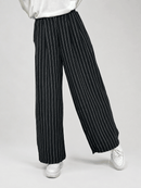 Classic summer pants for women