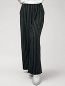 Classic summer pants for women