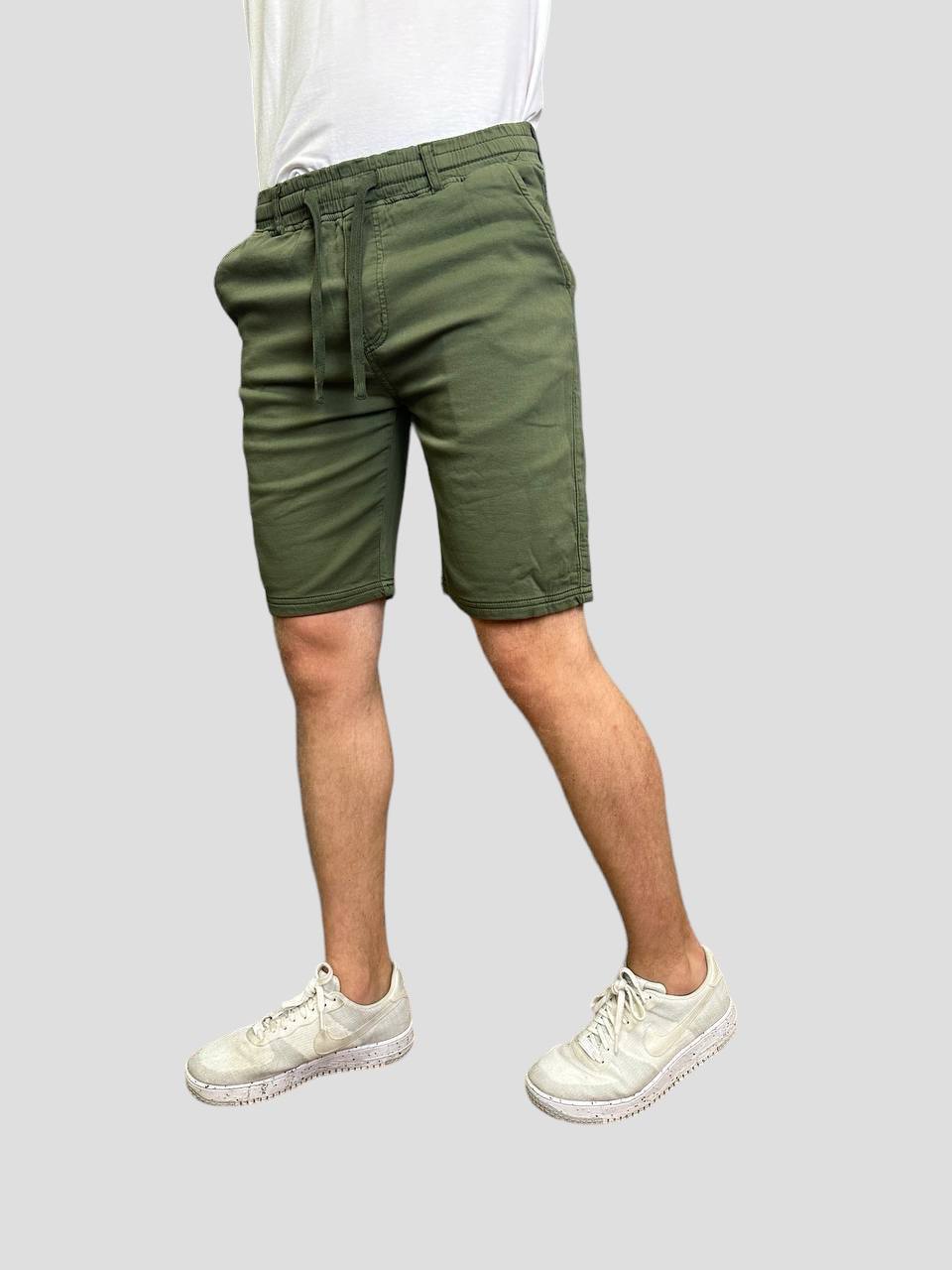 Elastīgi šorti Cachi