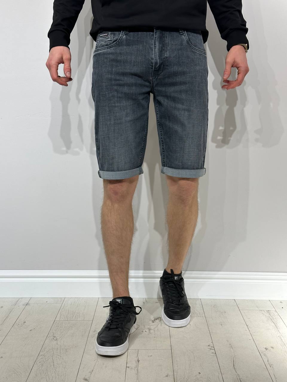 Elastīgi džinsa šorti vīriešiem