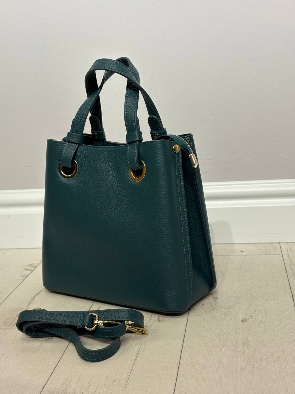 Elegantne nahast käekott naistele