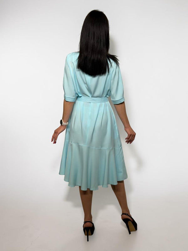 Eleganta midi kleita ar jostu