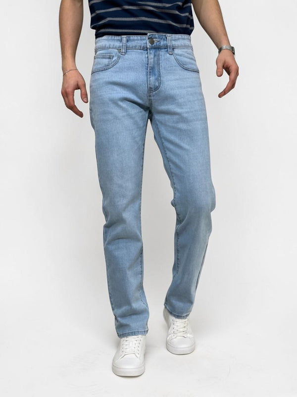 Gaiši vīriešu džinsi, Regular fit