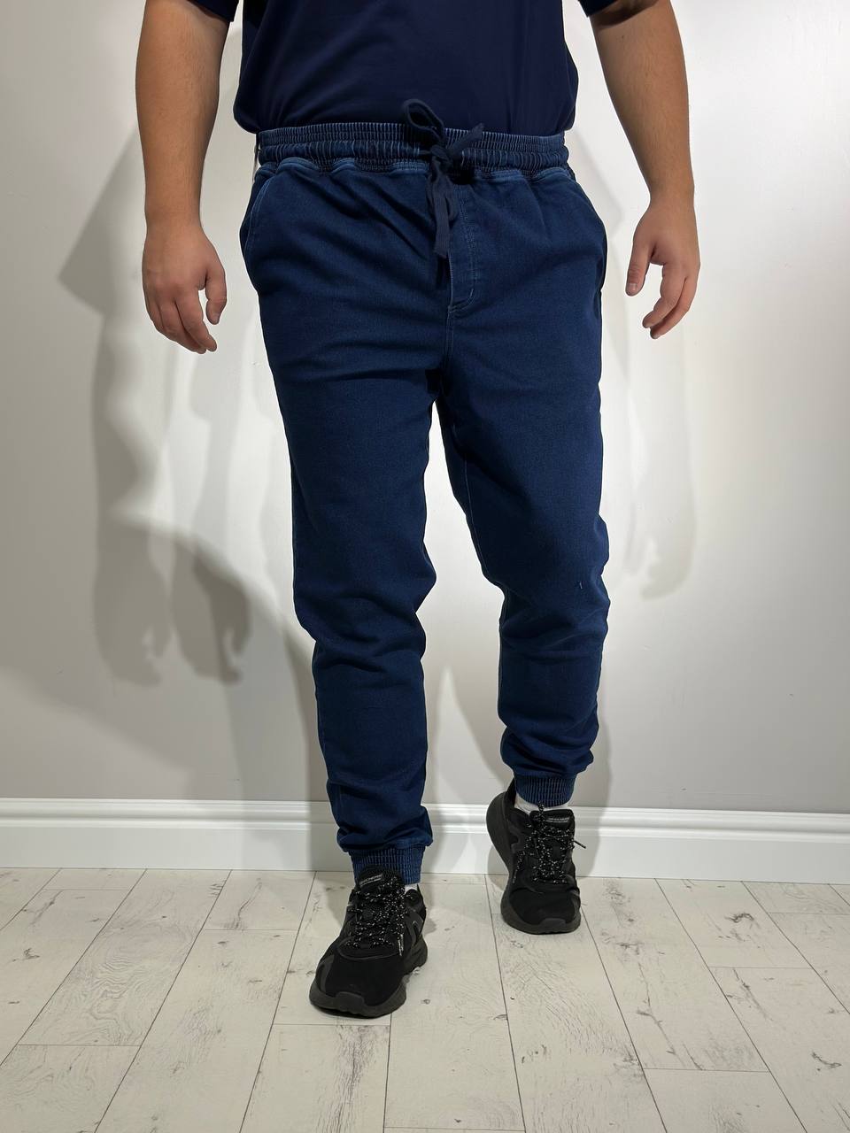 Брюки-джоггеры большого размера