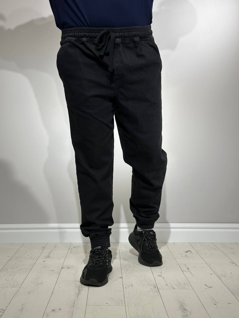 Брюки-джоггеры большого размера