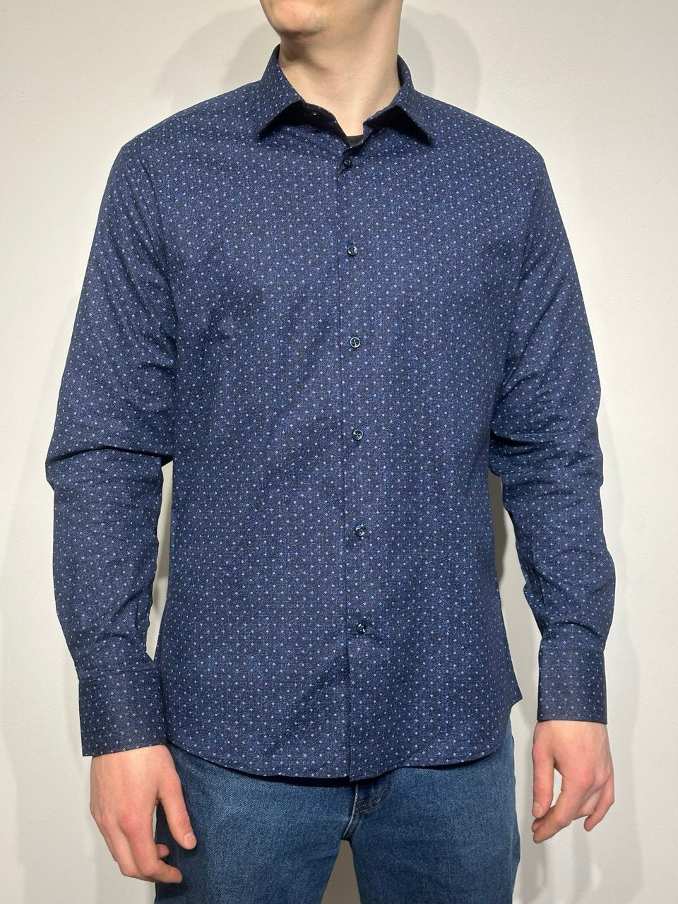 Classic men's shirt VP-18, Slim Fit