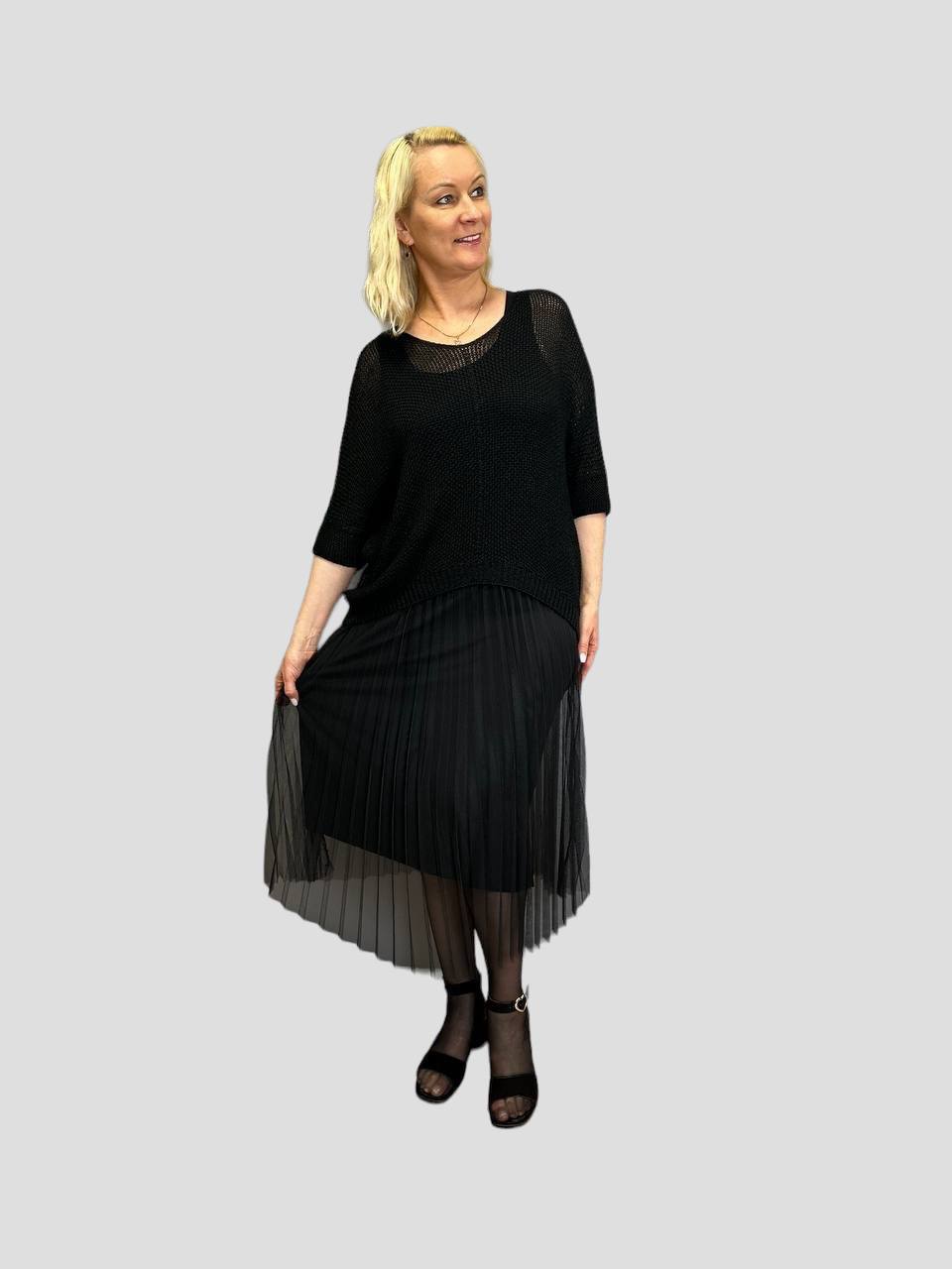 Kleita un džemperis. Komplekts De Punto