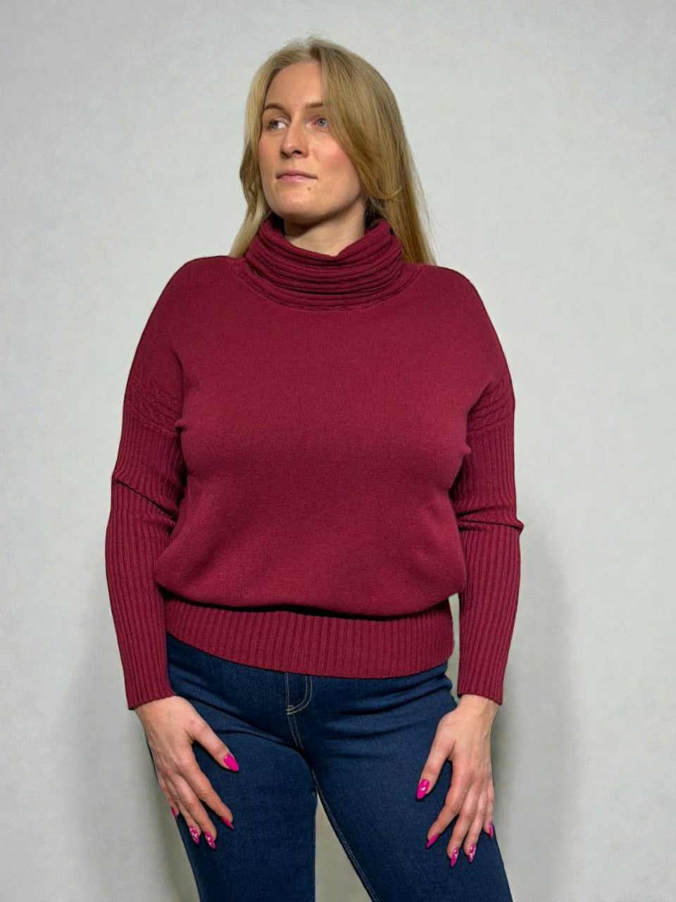 Large size sweaters with pockets