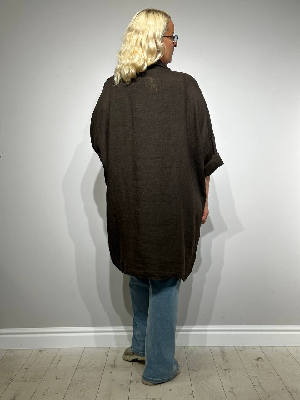 Lina kardiganas moterims