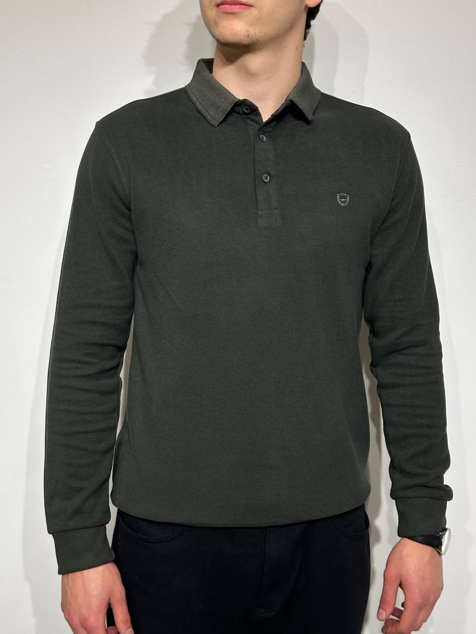 Minkštas polo megztinis vyrams