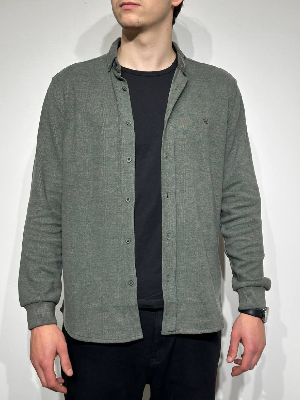 Mīksts vīriešu krekls