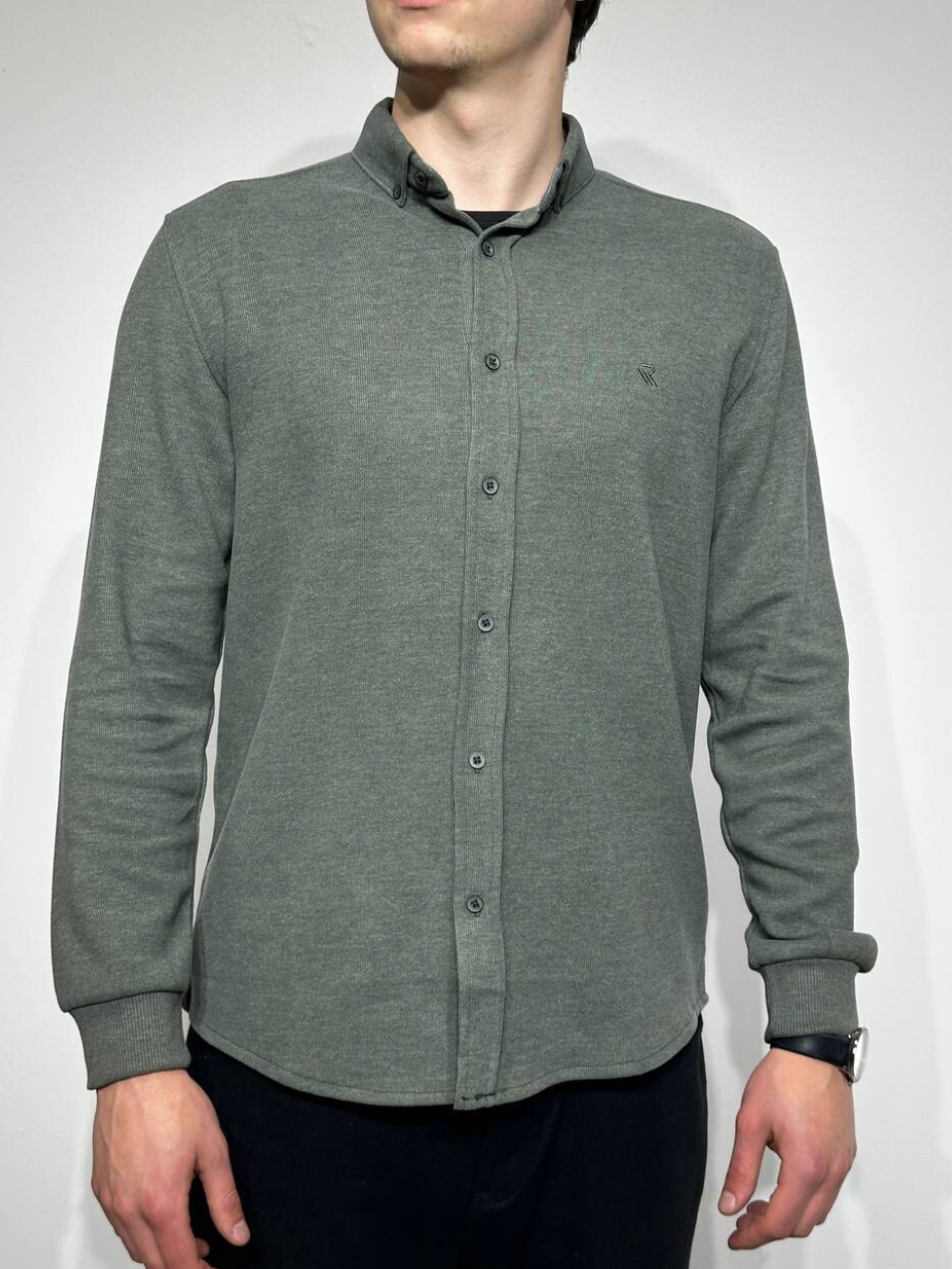 Mīksts vīriešu krekls