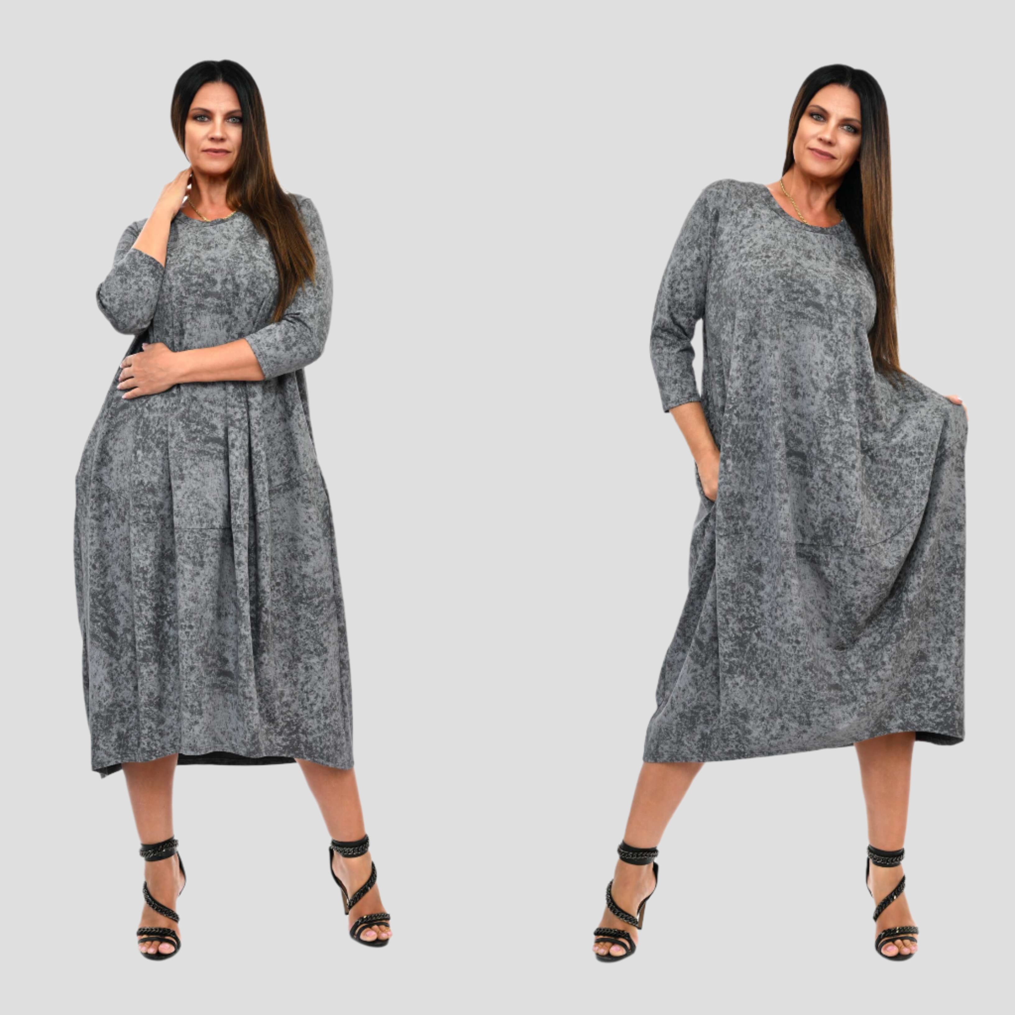 Pelēka sieviešu kleita