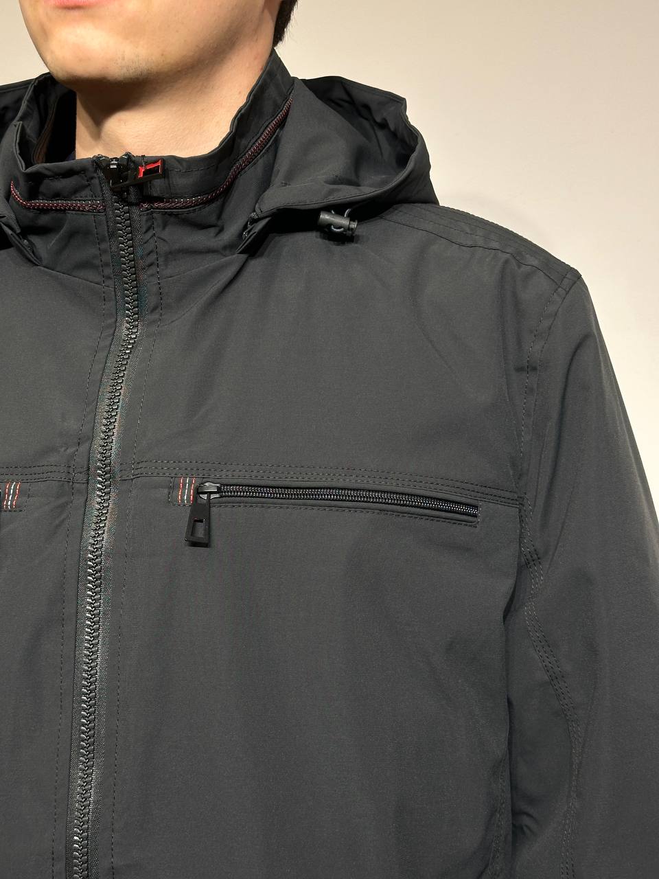 Plāna vīriešu virsjaka lielajos izmēros