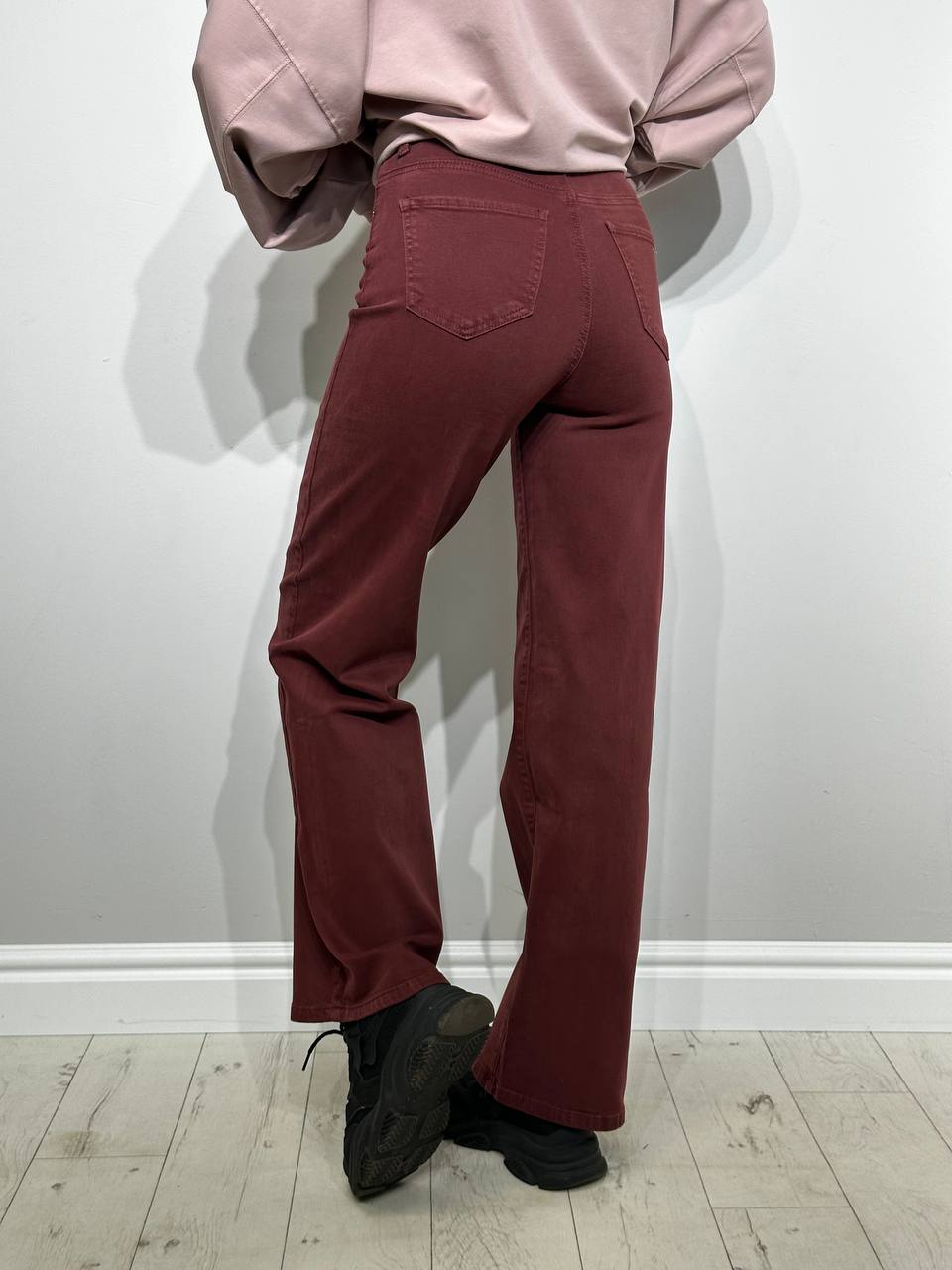 platas bikses sievietēm