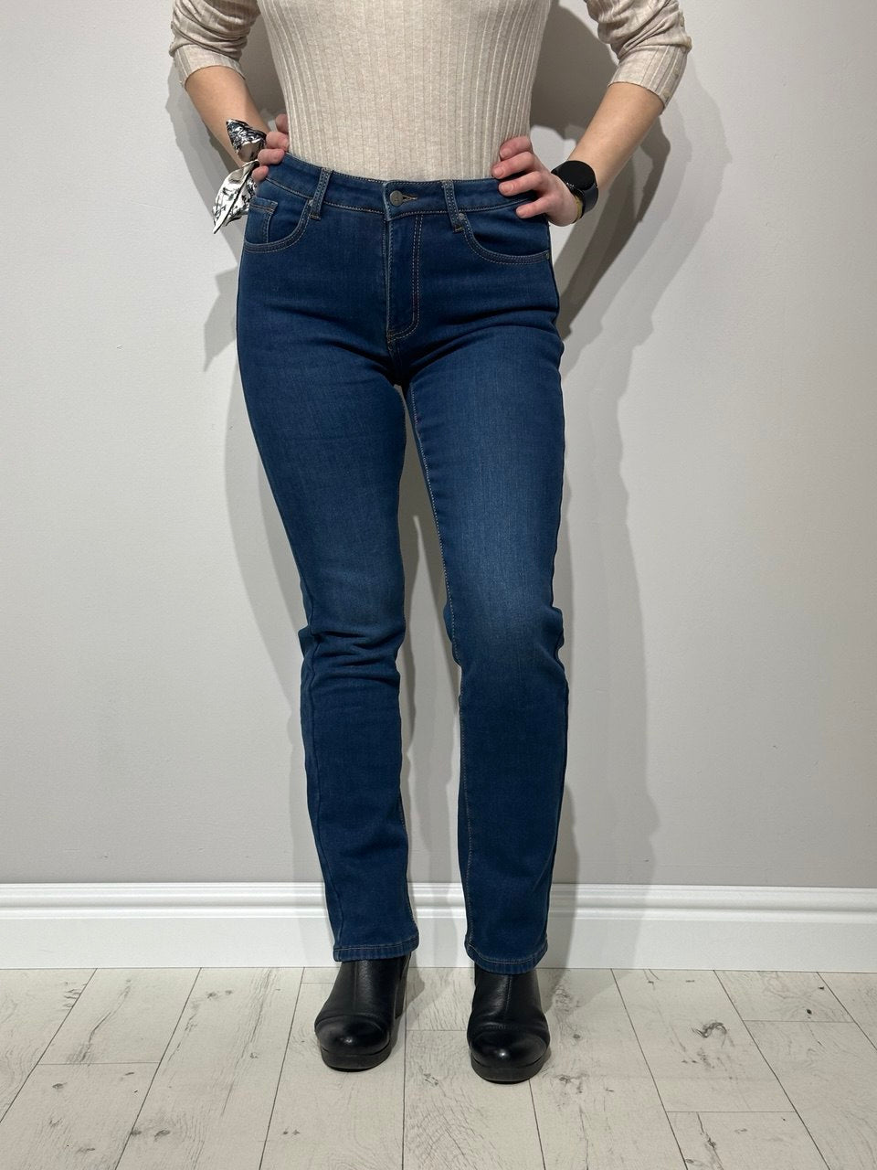 Sieviešu džinsi ar siltinājumu