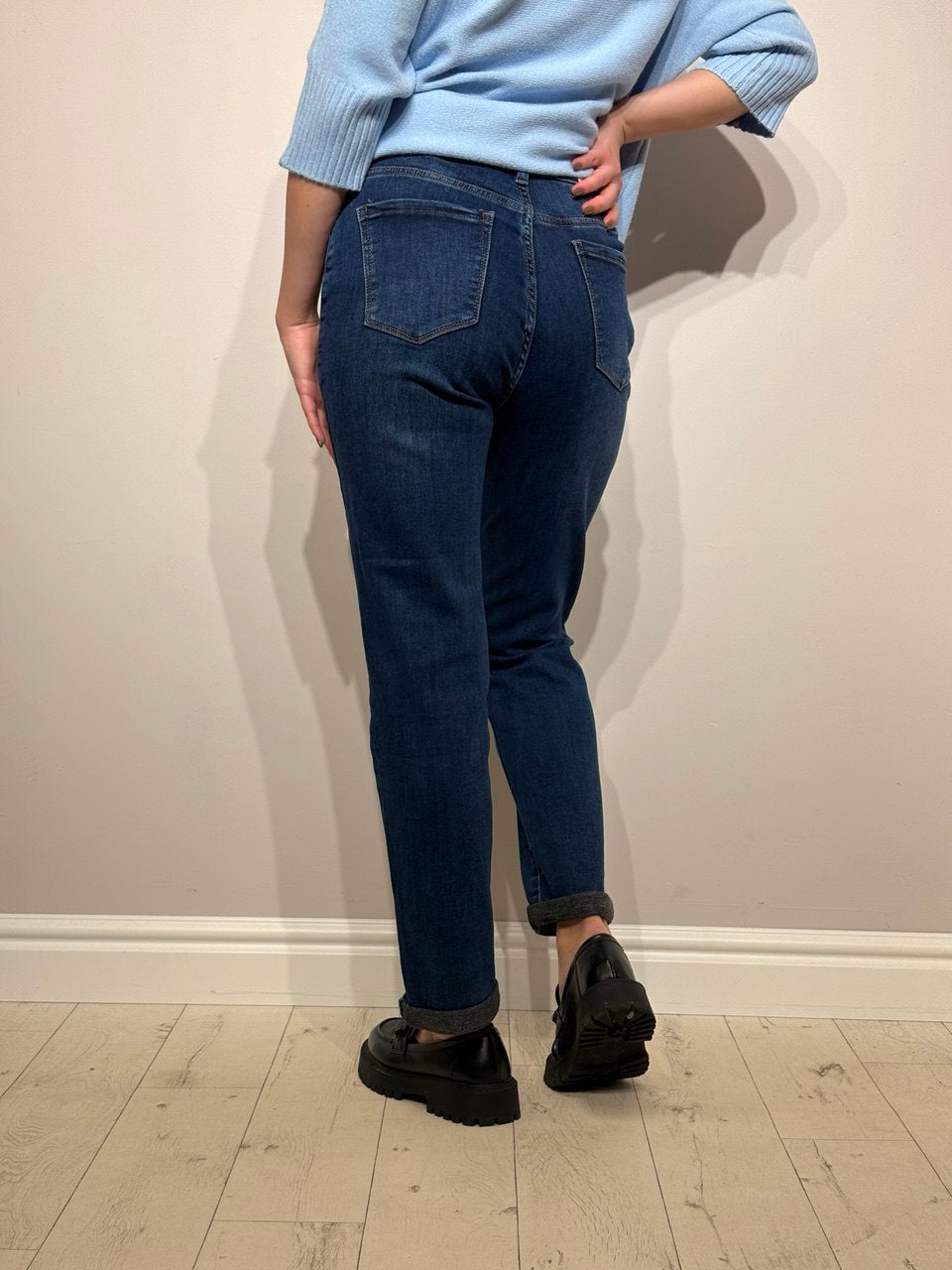 Džinsi_ar_silto_oderi