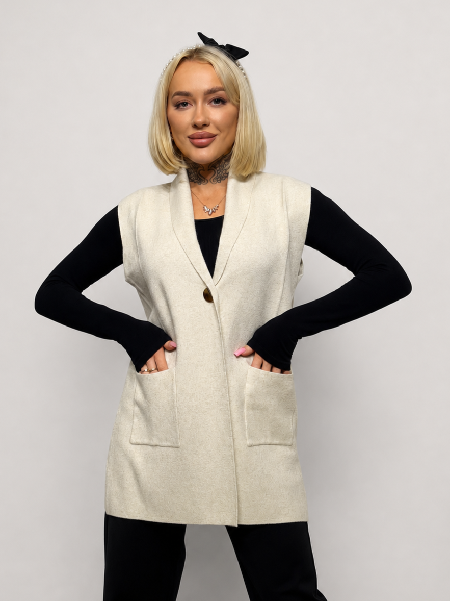Smalka adījuma veste