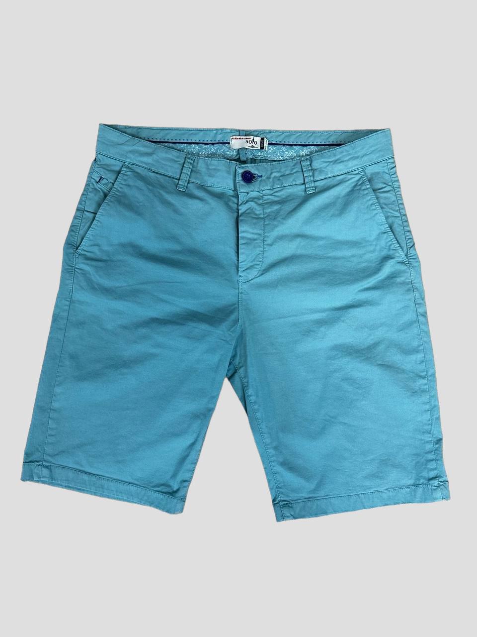 Flexible chinos shorts from Cazzotti