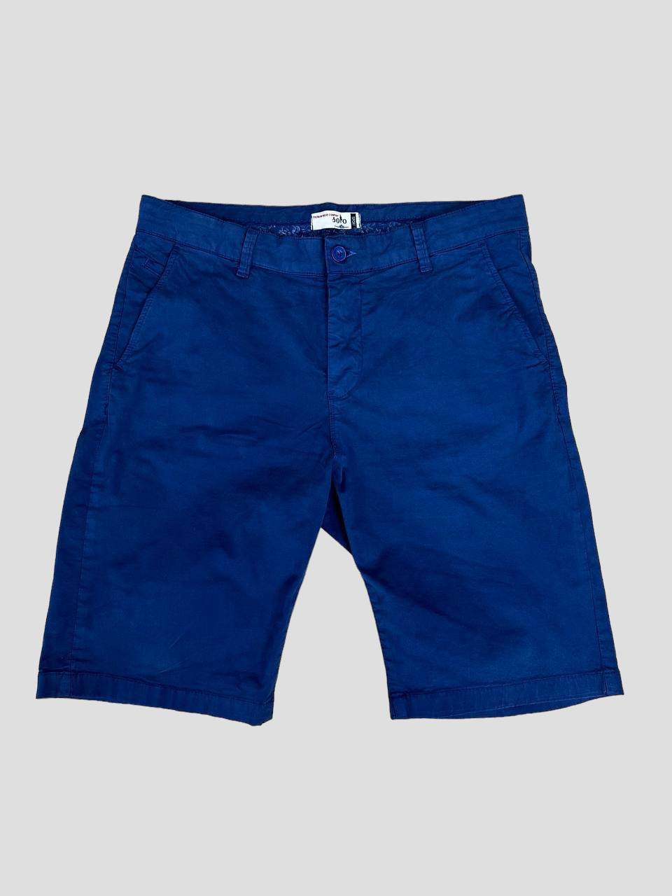Flexible chinos shorts from Cazzotti