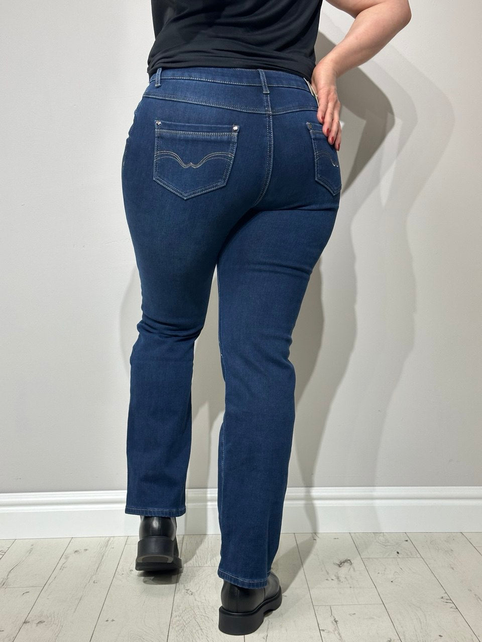 Siltināti džinsi sievietēm