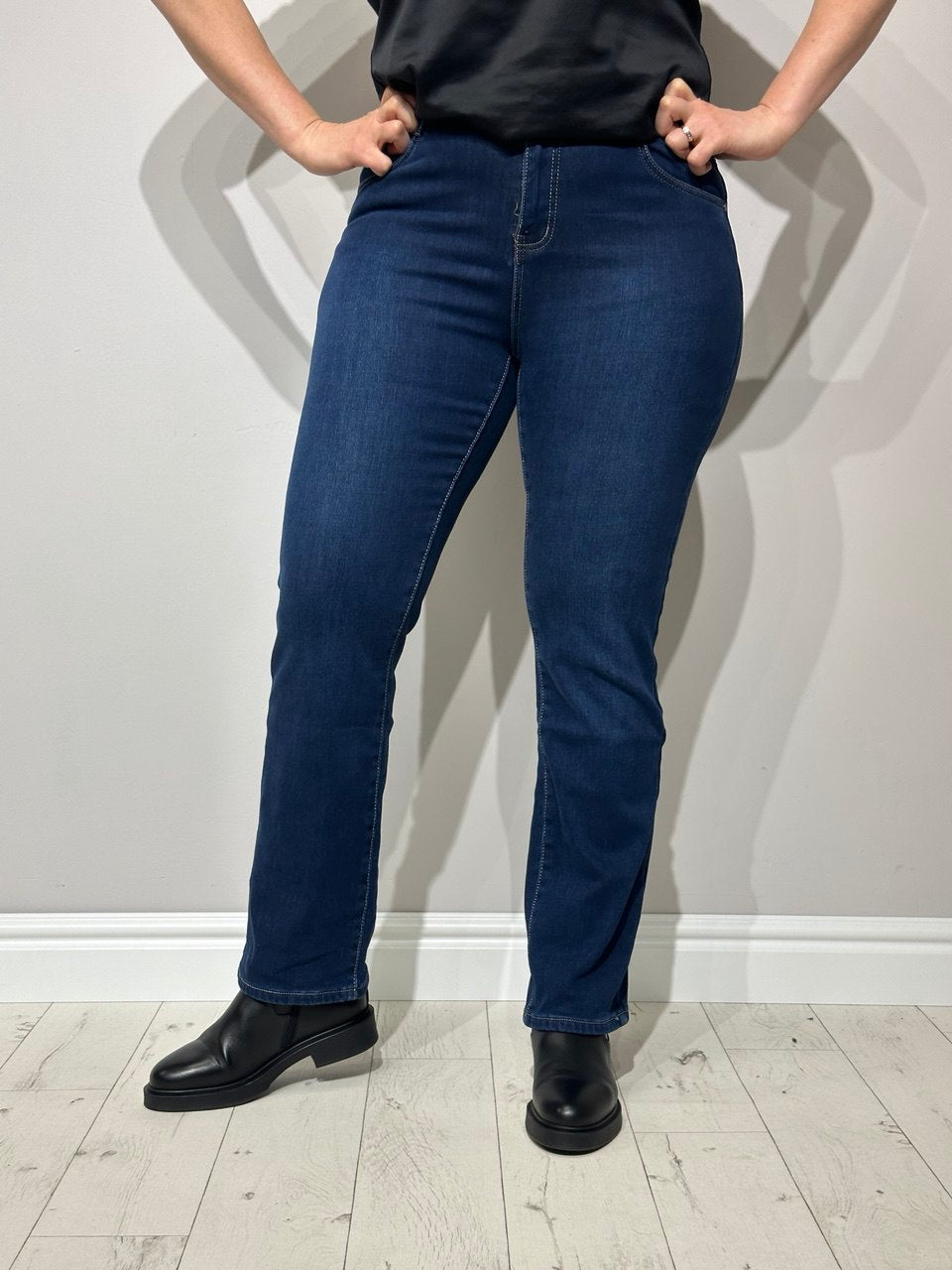 Siltināti džinsi sievietēm