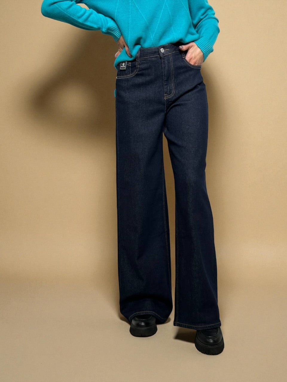 Tamsūs super plačios kojos džinsai