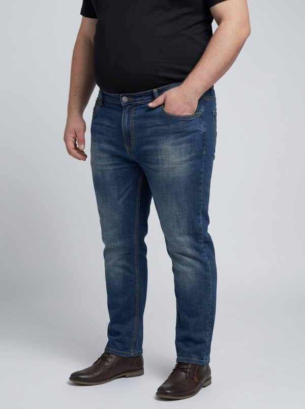 Vīriešu džinsi lielajiem izmēriem, Regular fit
