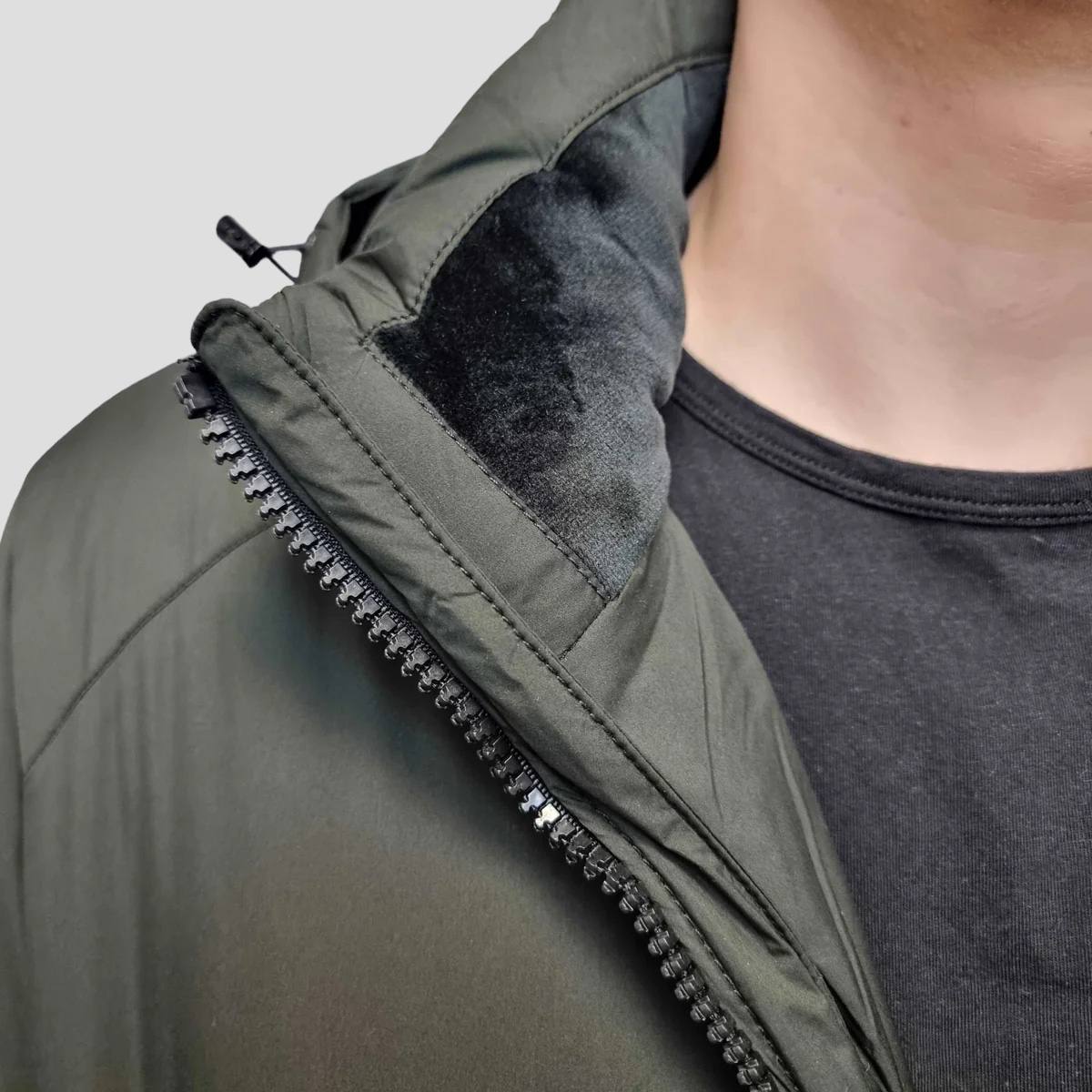 Striukė su šilta apykakle Geels