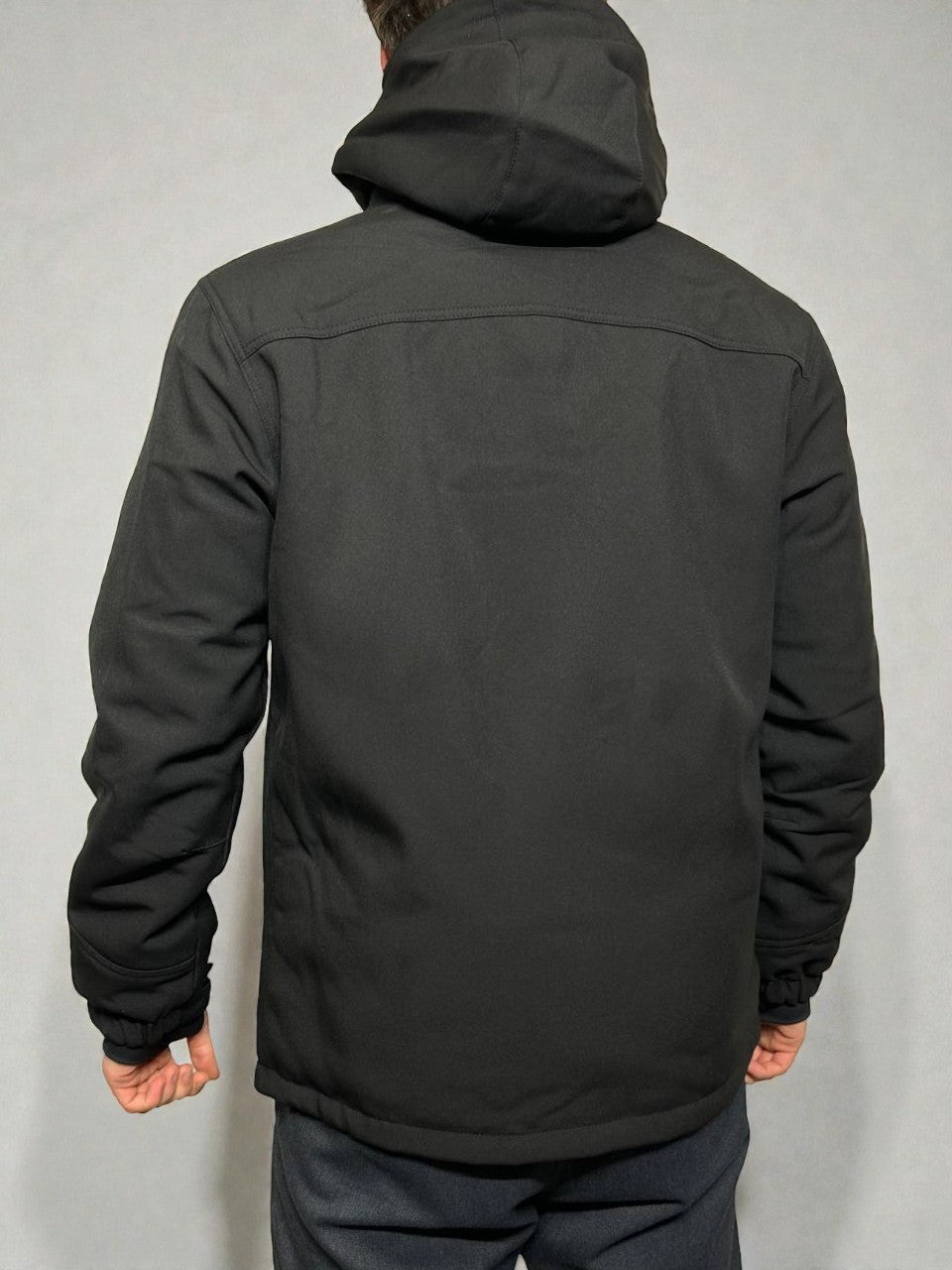 Ziemas softshell virsjaka vīriešiem