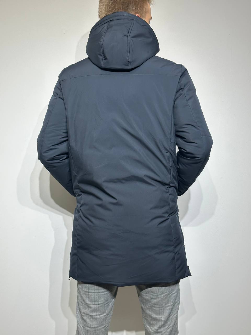 Pagarināta vīriešu ziemas jaka