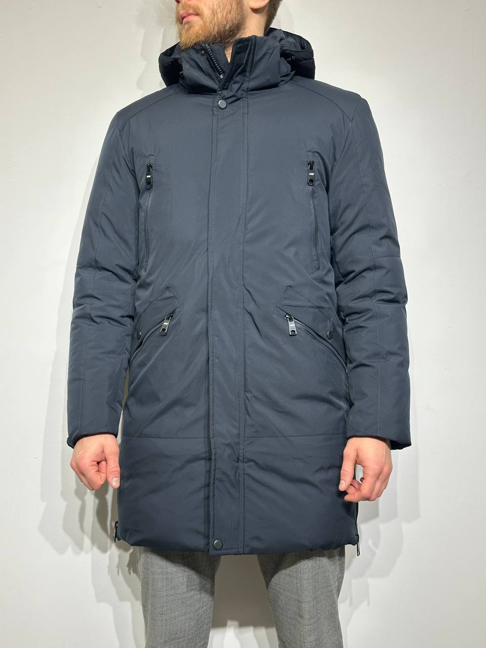 Pagarināta vīriešu ziemas jaka