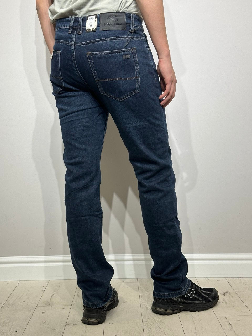 Gari, šiltinti vyriški džinsai