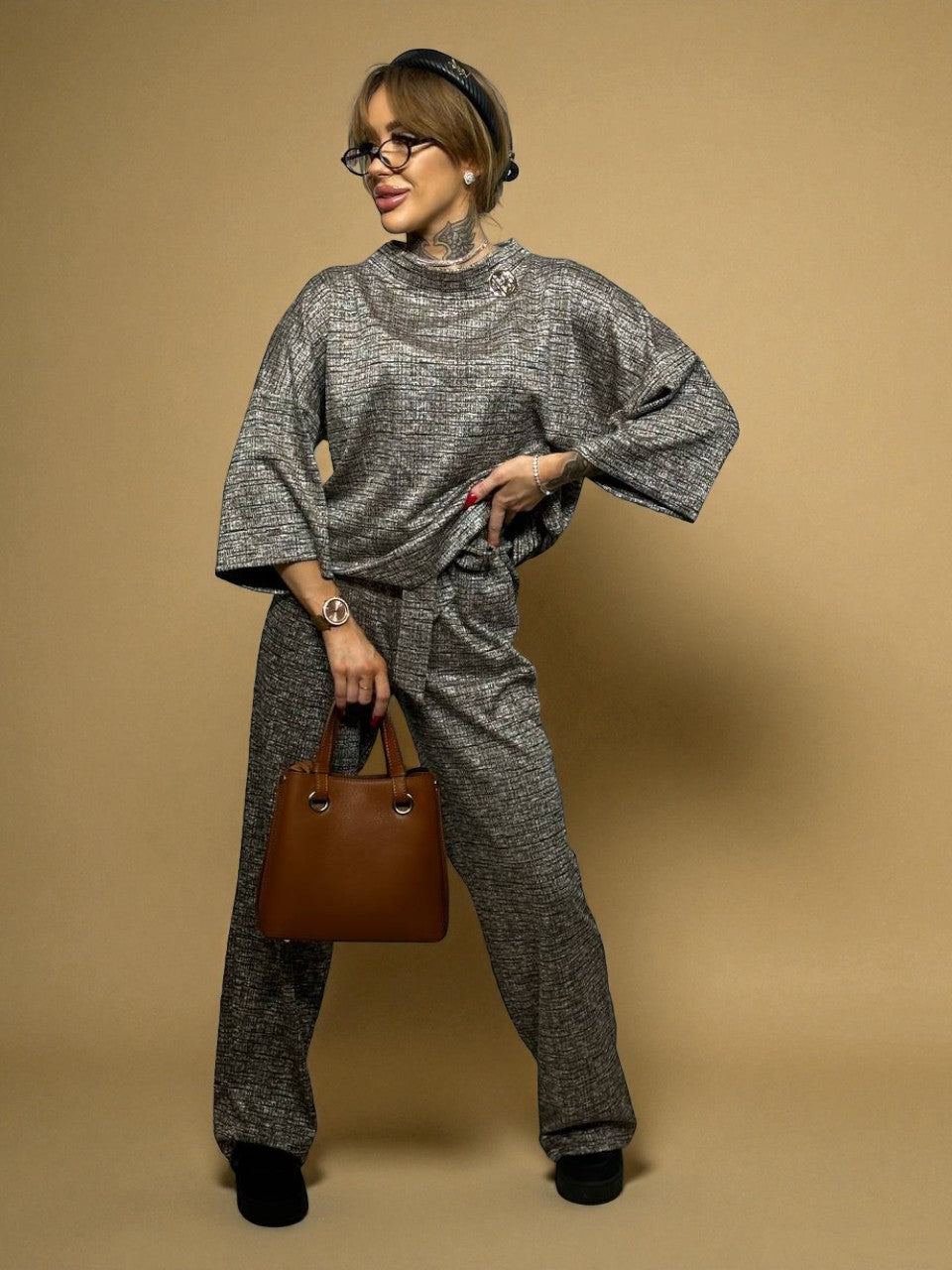 SIeviešu_rudens_bikšu_kostīms4