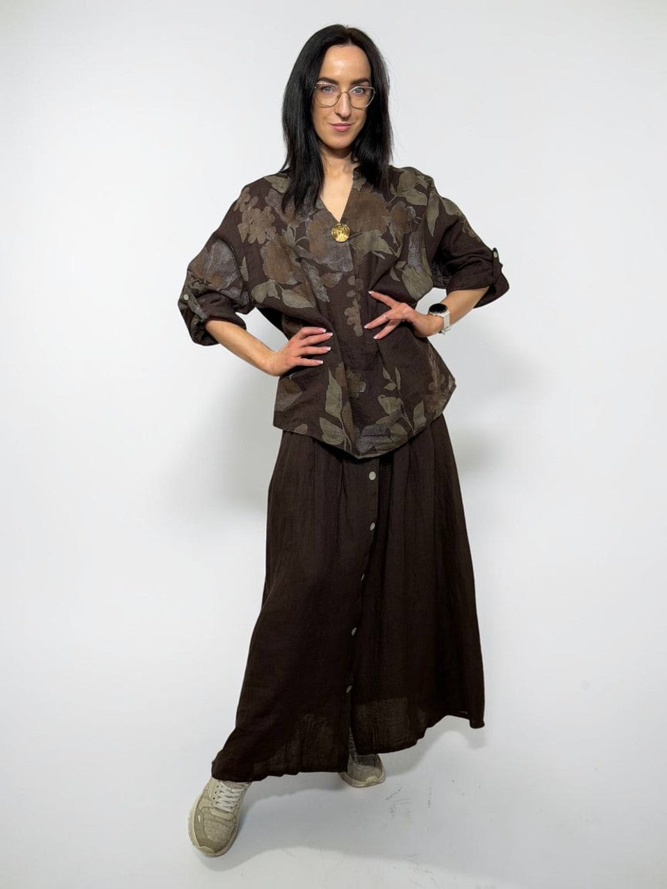 Linen suit with skirt