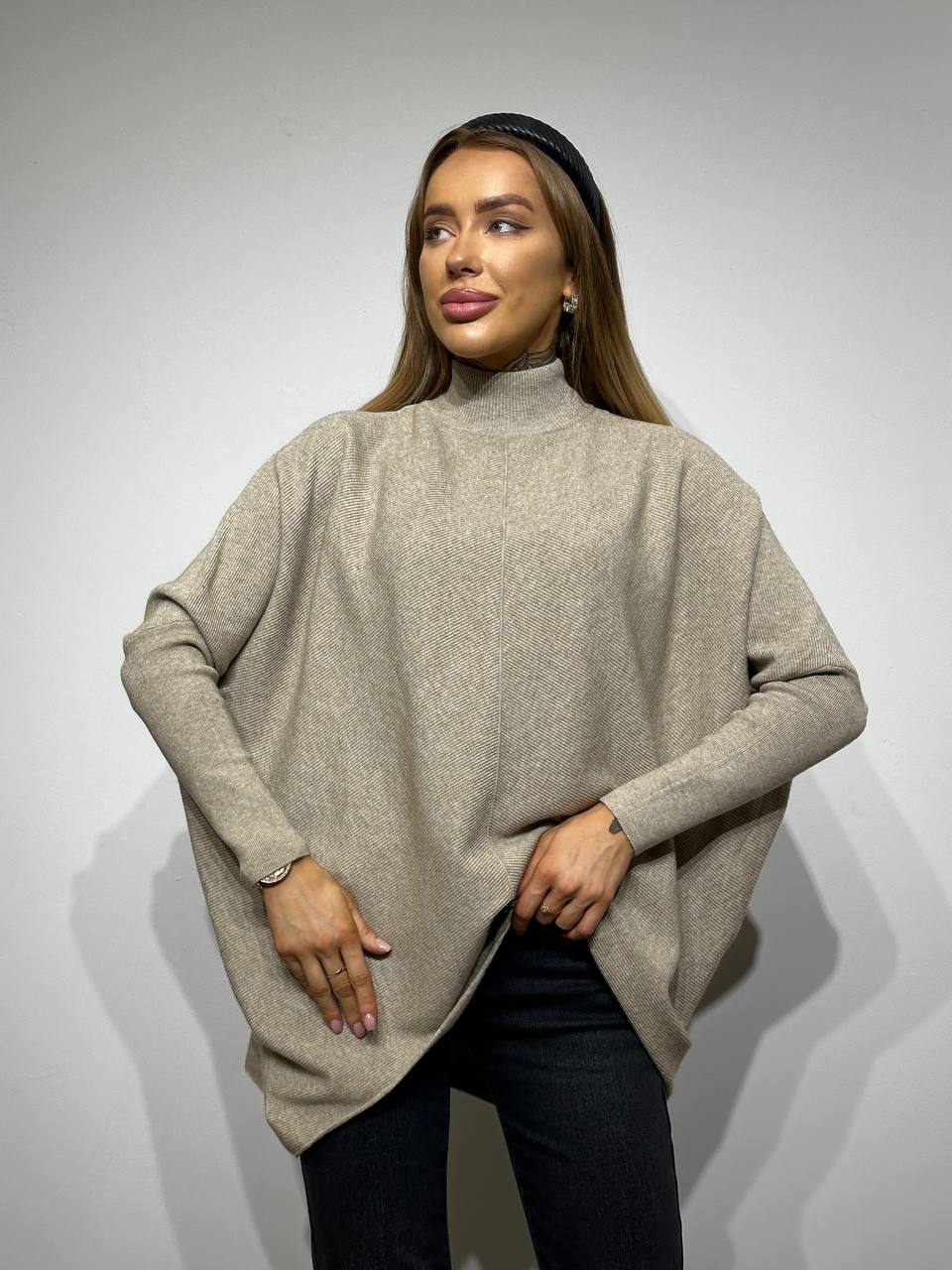 Oversize stiliaus džemperis moterims