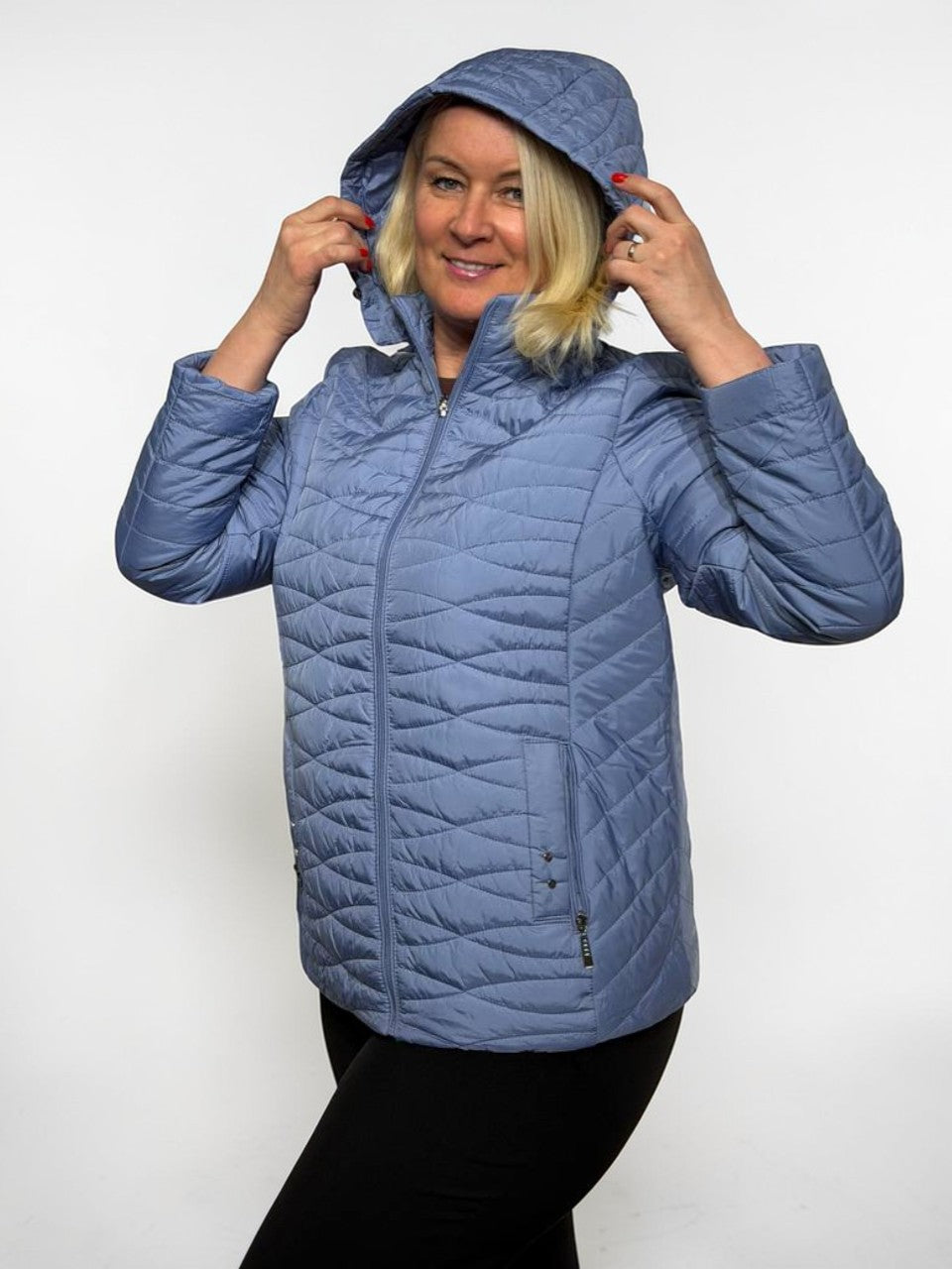 Lightweight mid-season jacket