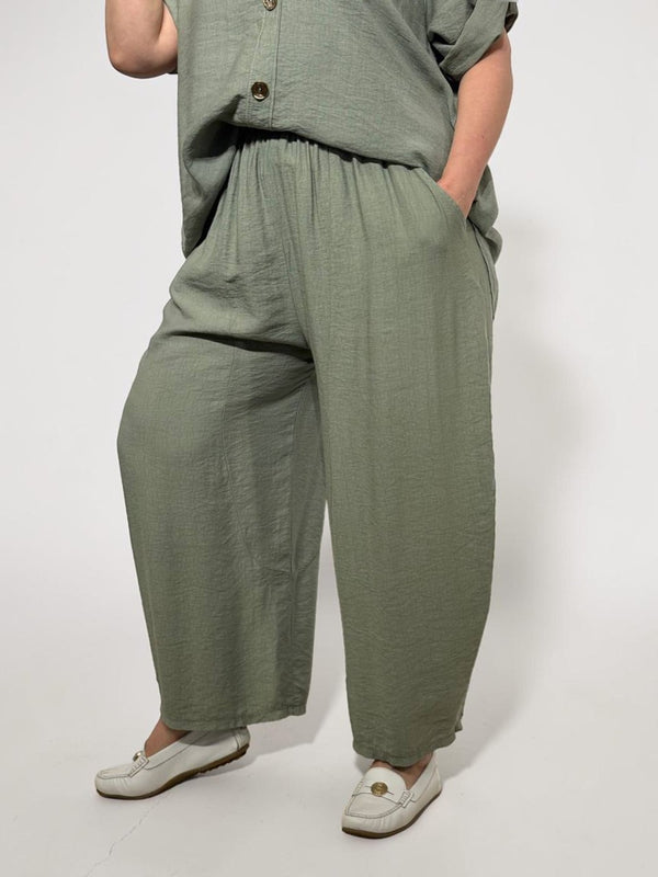 Plānas viskozes wide leg bikses