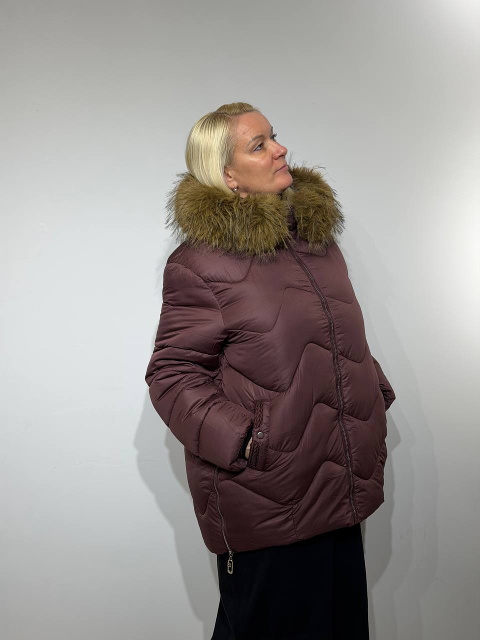 Plus size ziemas virsjaka sievietēm