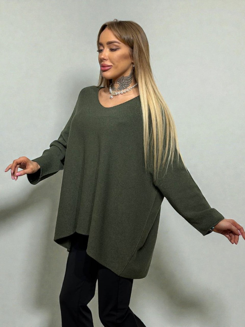 Lielizmēra džemperis dāmām