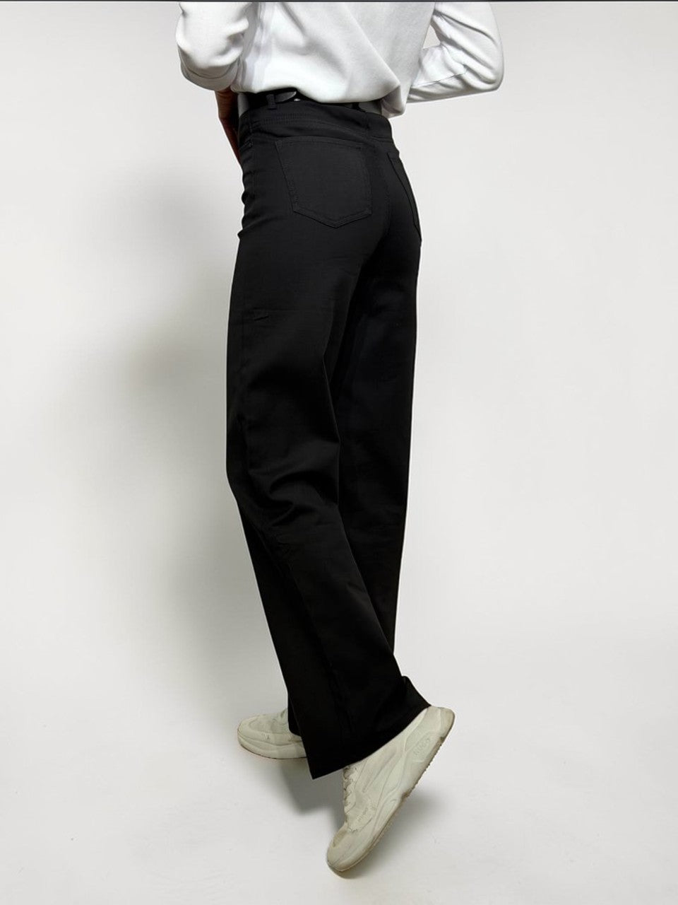 Black wide leg jeans for women