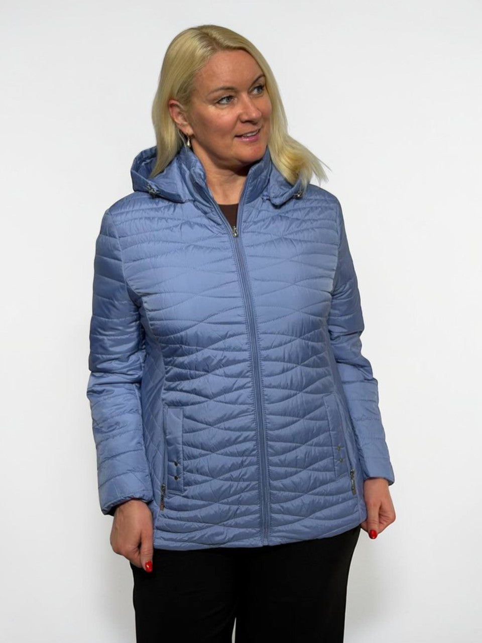 Viegla starppsezonas virsjaka