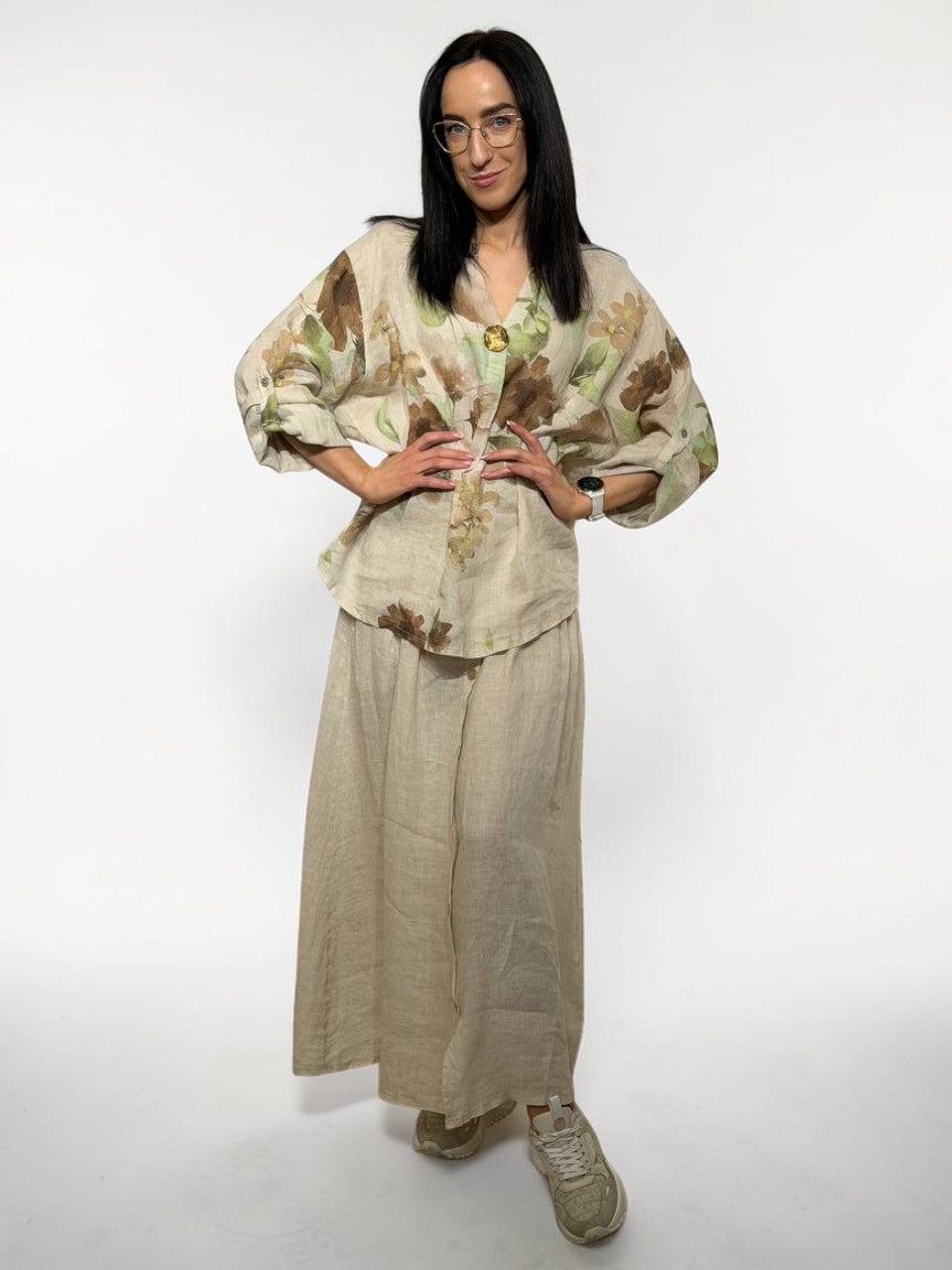 Linen suit with skirt