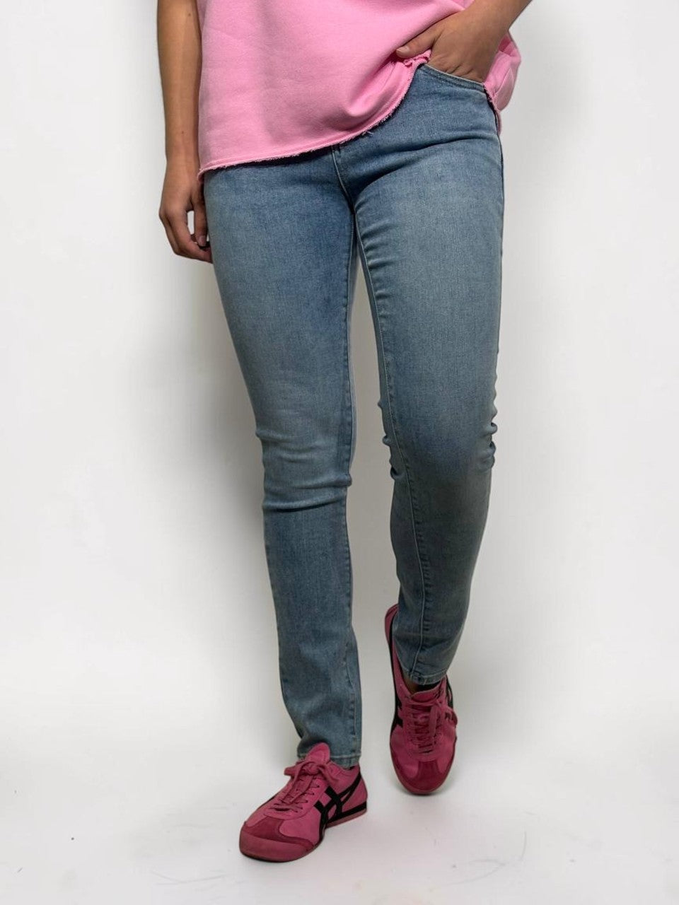 Keha järgivad push-up teksad