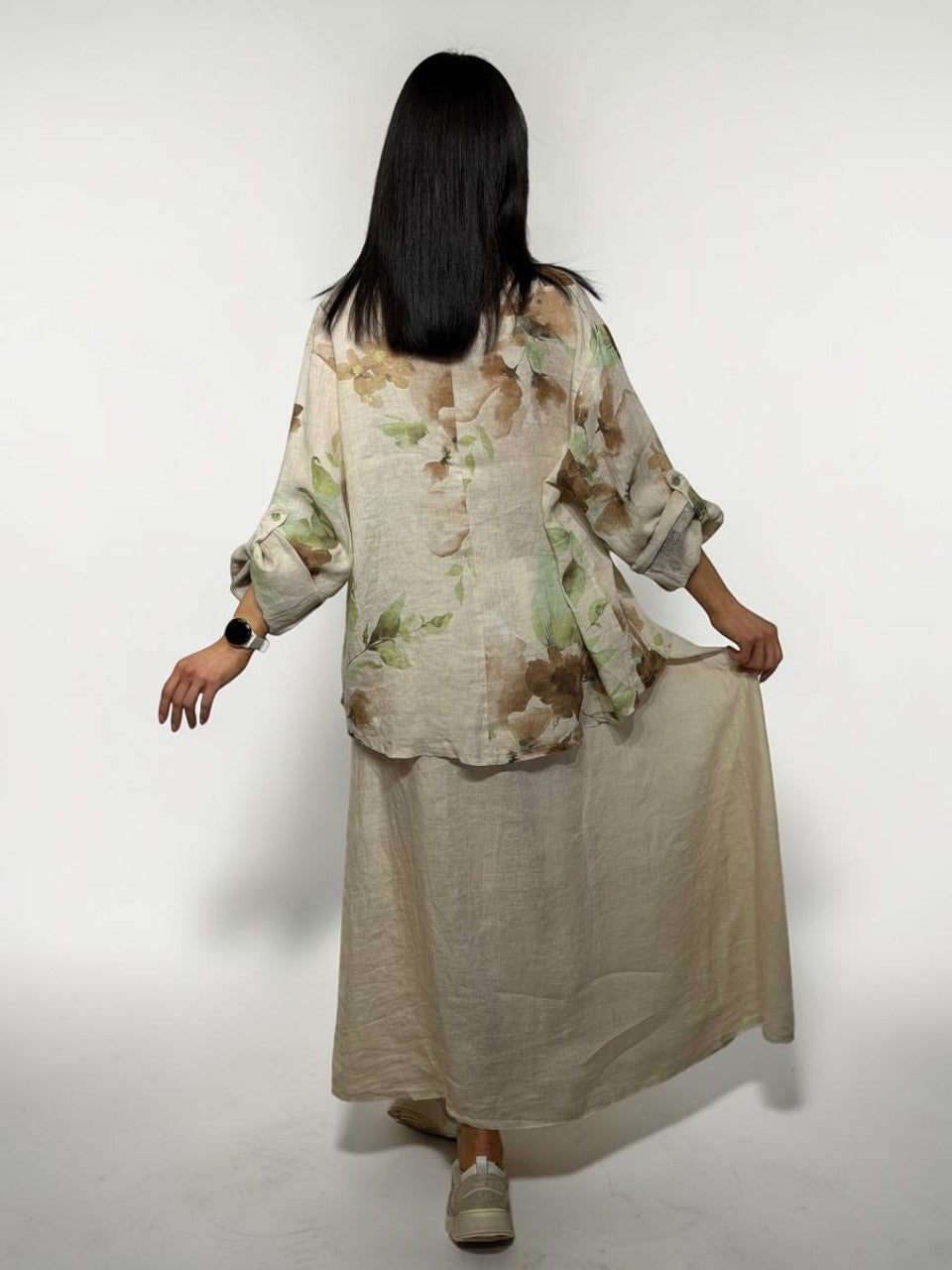Linen suit with skirt