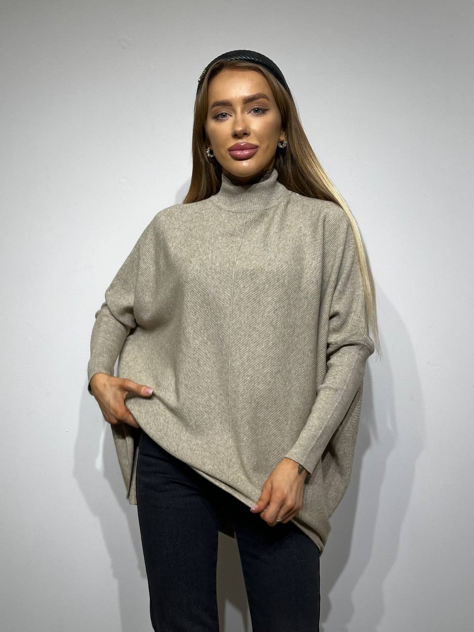 Oversize stiliaus džemperis moterims