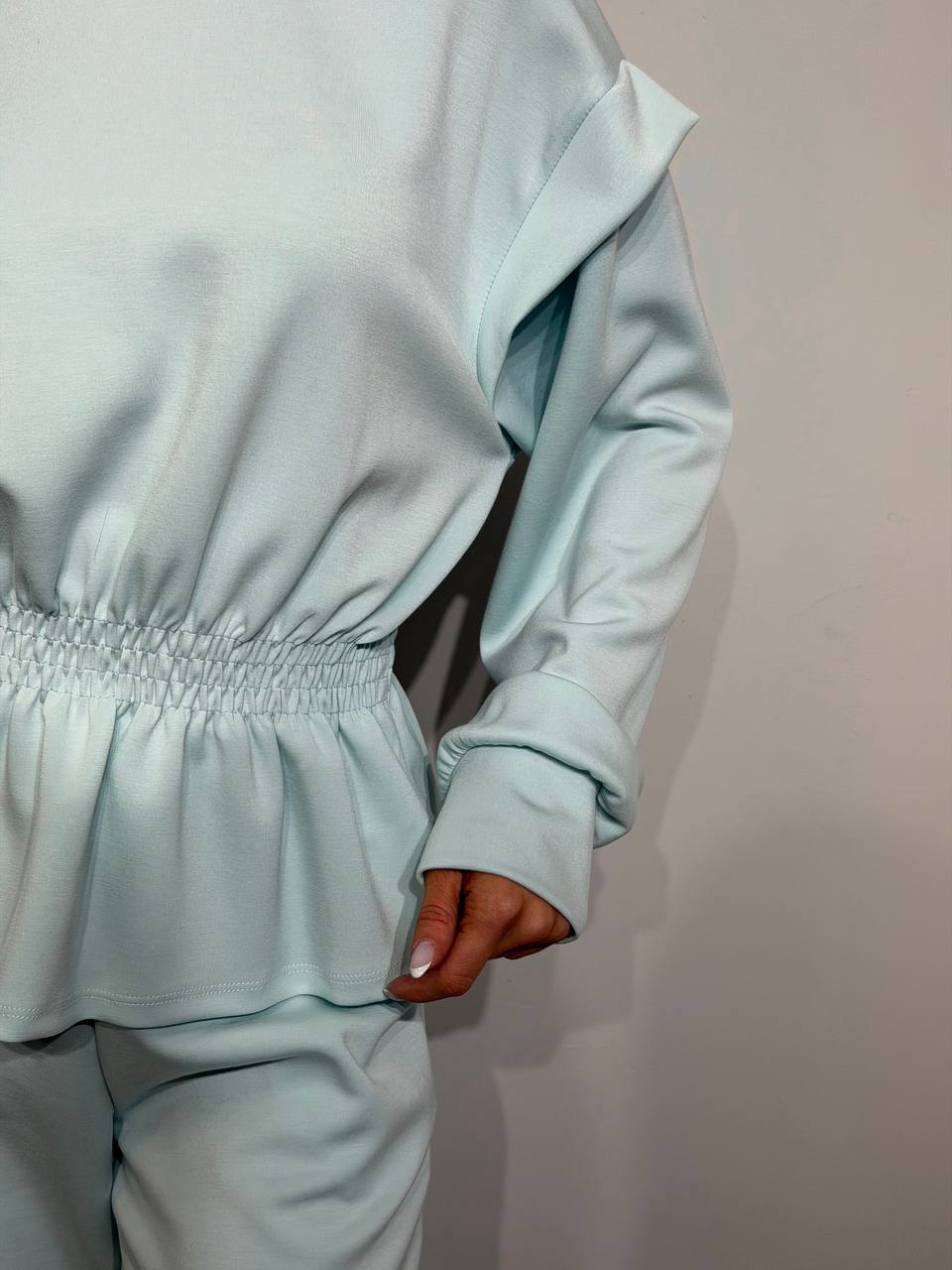 Brīvā laika kostīms dāmam