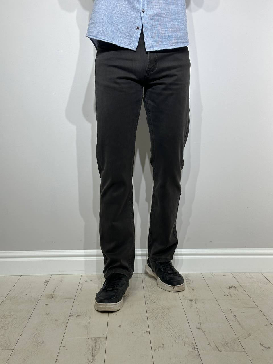 Темные мужские джинсы от DSQ, прямой крой